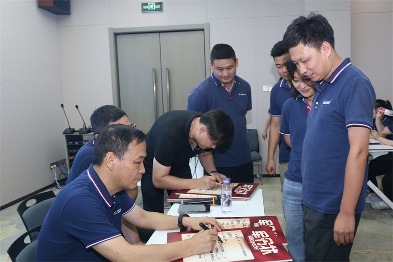 逆风飞扬 决战7月——乐鱼官方网站-乐鱼leyu(中国)
7月PK启动大会
